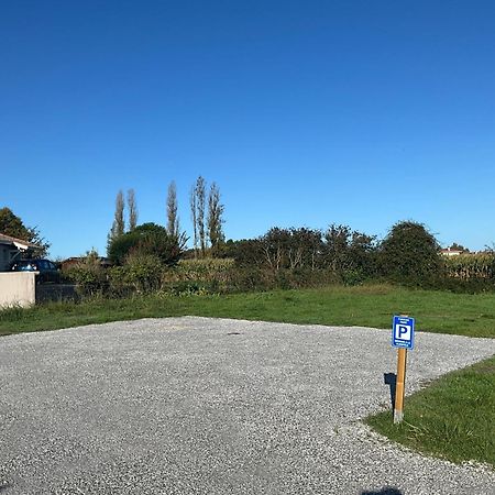 Charmant T2, Cl 3 Etoiles, 4 Lits, 4 Personnes Et 1Enfant, Parking Et Terrasse Saint-Sever  외부 사진